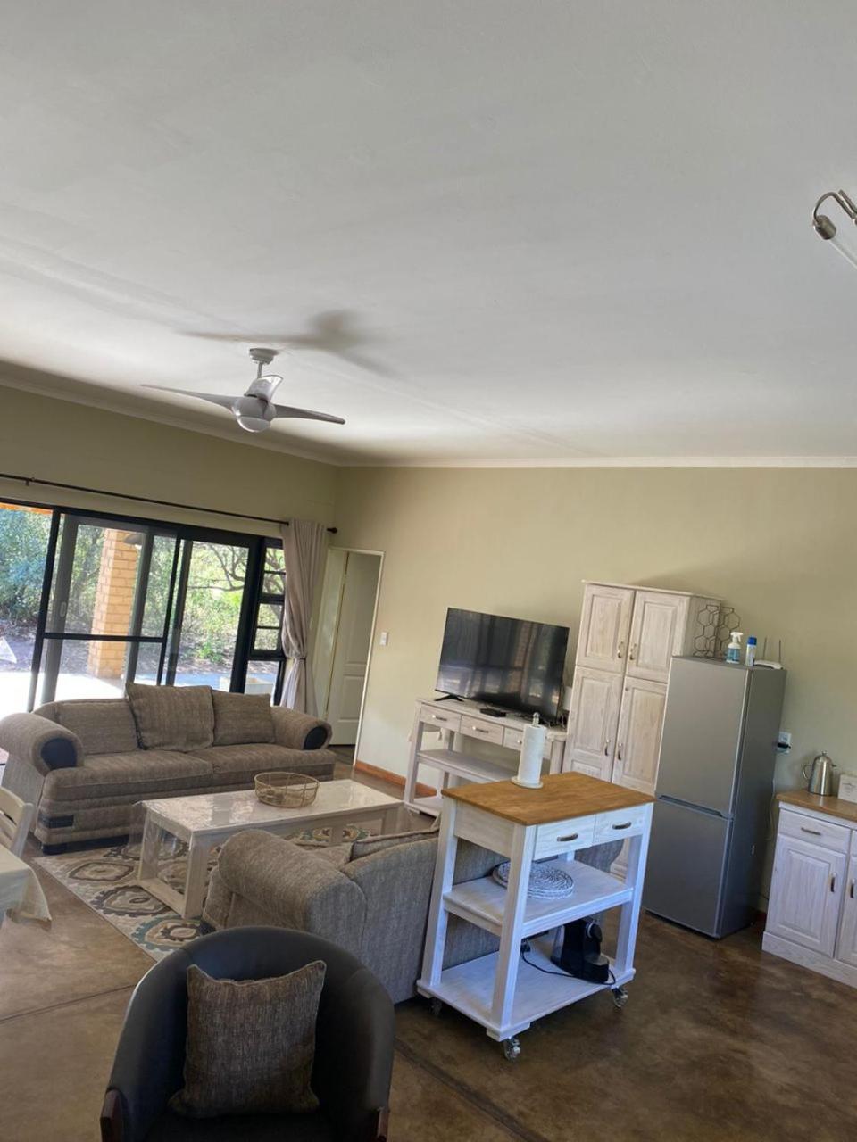 Olienhoff Guesthouse Otavi Exterior foto